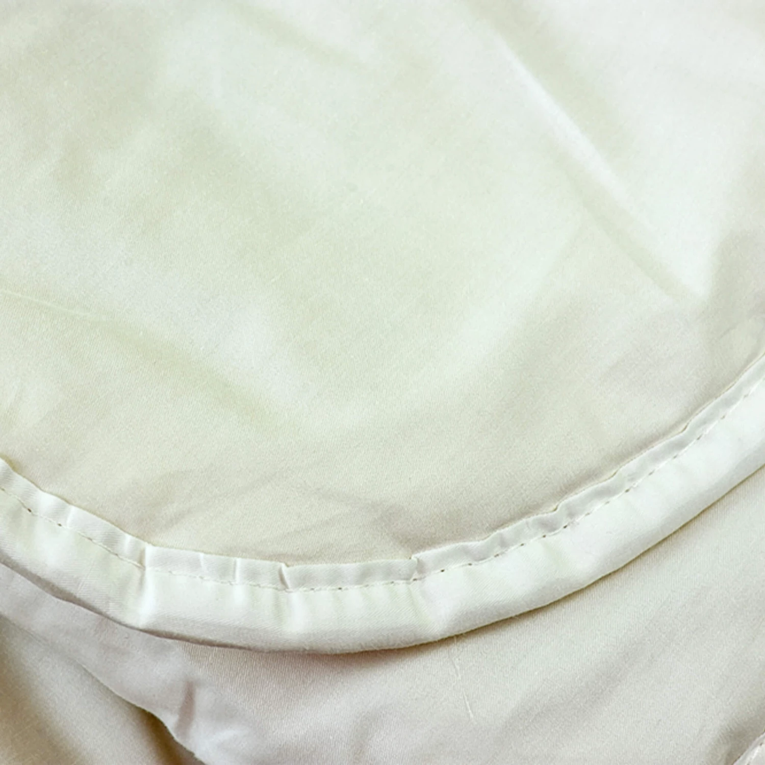 Couette Mi-saison Laine Vierge 400g 5 Couette Mi-saison Laine Vierge 400g – Image 3