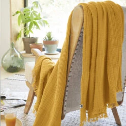 Plaid Gaze De Coton à Franges Jaune Safran -Doublures De Lit Soldes 2024 gaia jaune amb 2 plaid