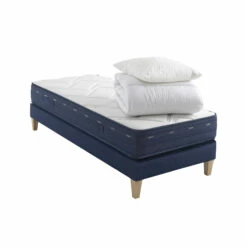 Ensemble Matelas Ressorts Et Mémoire De Forme, Sommier, Pieds, Couette Et Oreiller Rêve 500 - SOMEO -Doublures De Lit Soldes 2024 reve 500 mat som 90x200 cou or 3 4 fond blanc